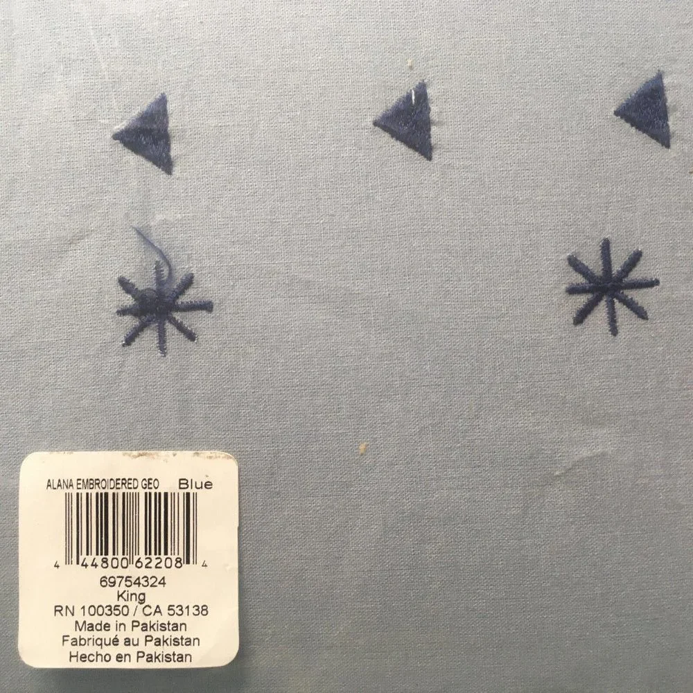 new KING Wild Sage Alana COMFORTER SET - Light Blue Embroidered Geo pattern